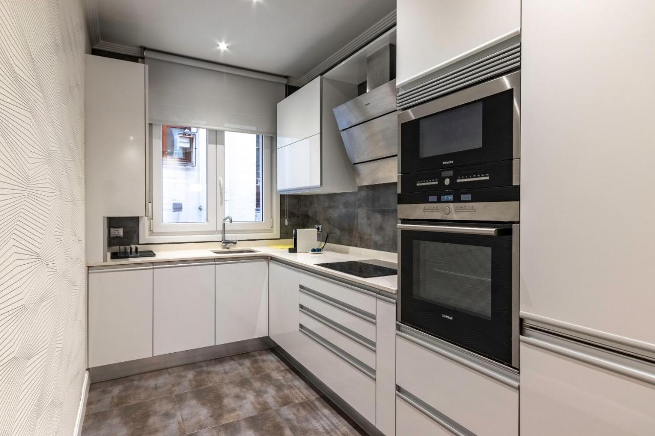 Piso De Diseno Junto Al Casco Viejo Apartman Bilbao Kültér fotó